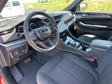 New 2025 Jeep Grand Cherokee L Laredo image 3