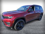 Used 2023 Jeep Grand Cherokee Limited w/ Black Appearance Package image 3