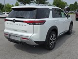 New 2025 Nissan Pathfinder Platinum image 5