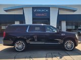 New 2025 GMC Yukon XL Denali w/ Denali Reserve Package image 2