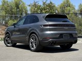 Used 2025 Porsche Cayenne image 3
