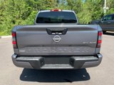 Used 2024 Nissan Frontier SV image 6