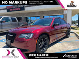 Used 2019 Chrysler 300 Touring w/ Sport Appearance Package image 6