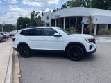 New 2025 Volkswagen Atlas SE image 2
