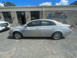 Used 2010 Toyota Avalon Limited image 4