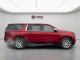 New 2025 Chevrolet Suburban Premier image 2