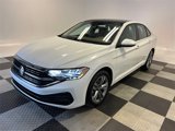 Certified 2024 Volkswagen Jetta SE image 3