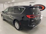 New 2025 Chrysler Pacifica Select image 5