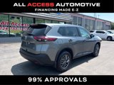 Used 2021 Nissan Rogue S image 2