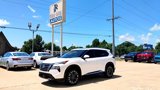 Used 2024 Nissan Rogue Platinum w/ Platinum Premium Package image 3