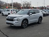 New 2025 Mitsubishi Outlander SEL image 3