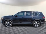 New 2025 Volkswagen Atlas SEL image 4