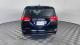 Used 2025 Chrysler Voyager LX image 4