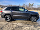 Used 2017 Jeep Grand Cherokee Limited image 6