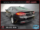 Used 2017 Ford Fusion SE w/ Fusion SE Technology Package image 3