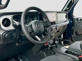 New 2025 Jeep Gladiator Sport image 4
