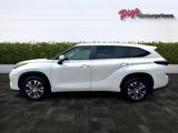 Used 2024 Toyota Highlander XLE image 4