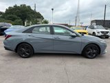 Used 2022 Hyundai Elantra SEL image 5