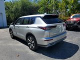 New 2025 Mitsubishi Outlander SE image 4