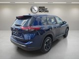 Used 2024 Nissan Rogue SV image 5