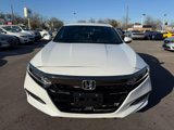 Used 2018 Honda Accord Sport image 2