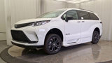 Used 2025 Toyota Sienna XSE image 4