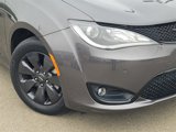 Used 2020 Chrysler Pacifica Limited w/ Advanced Safetytec Group image 2