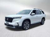 New 2025 Honda Pilot Touring image 4