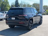 Used 2023 Jeep Grand Cherokee Altitude image 3