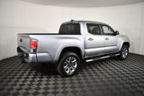 Used 2016 Toyota Tacoma Limited image 6
