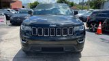 Used 2019 Jeep Grand Cherokee Laredo w/ Laredo X Package image 2