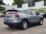 Used 2024 GMC Terrain SLE image 3