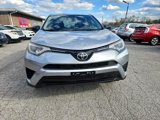 Used 2018 Toyota RAV4 LE image 3
