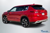New 2024 Mitsubishi Outlander SE image 3