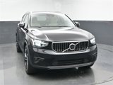 Used 2024 Volvo XC40 B5 Plus image 2
