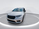 New 2026 Chrysler Pacifica Limited image 4