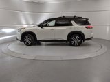 Used 2024 Nissan Pathfinder Platinum w/ Black Appearance Package image 5