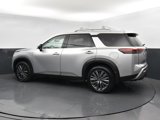 New 2025 Nissan Pathfinder SL image 5
