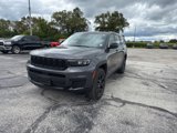 Used 2024 Jeep Grand Cherokee L Laredo image 2