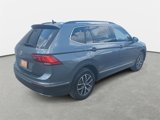 Used 2020 Volkswagen Tiguan SE image 5