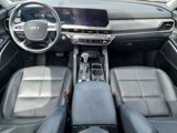 Used 2024 Kia Telluride EX w/ EX Captain's Chair Package image 3