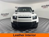 Used 2023 Land Rover Defender 90 X-Dynamic SE image 4