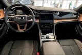 New 2025 Jeep Grand Cherokee Summit image 5