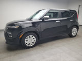 Used 2022 Kia Soul LX image 2