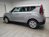 Used 2022 Kia Soul LX image 3