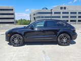 Certified 2025 Porsche Macan image 2