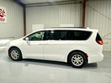 Used 2022 Chrysler Pacifica Touring-L image 3