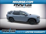New 2025 Honda Pilot Touring image 2