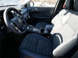 New 2025 Mitsubishi Outlander SE image 4
