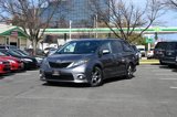 Used 2017 Toyota Sienna SE Premium image 2